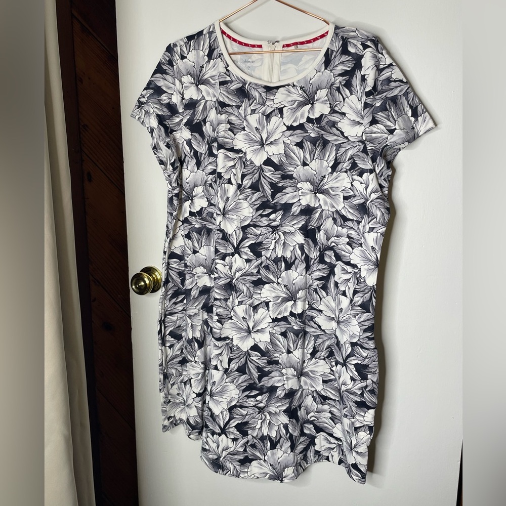 Tommy Bahama Black and White Floral Dress